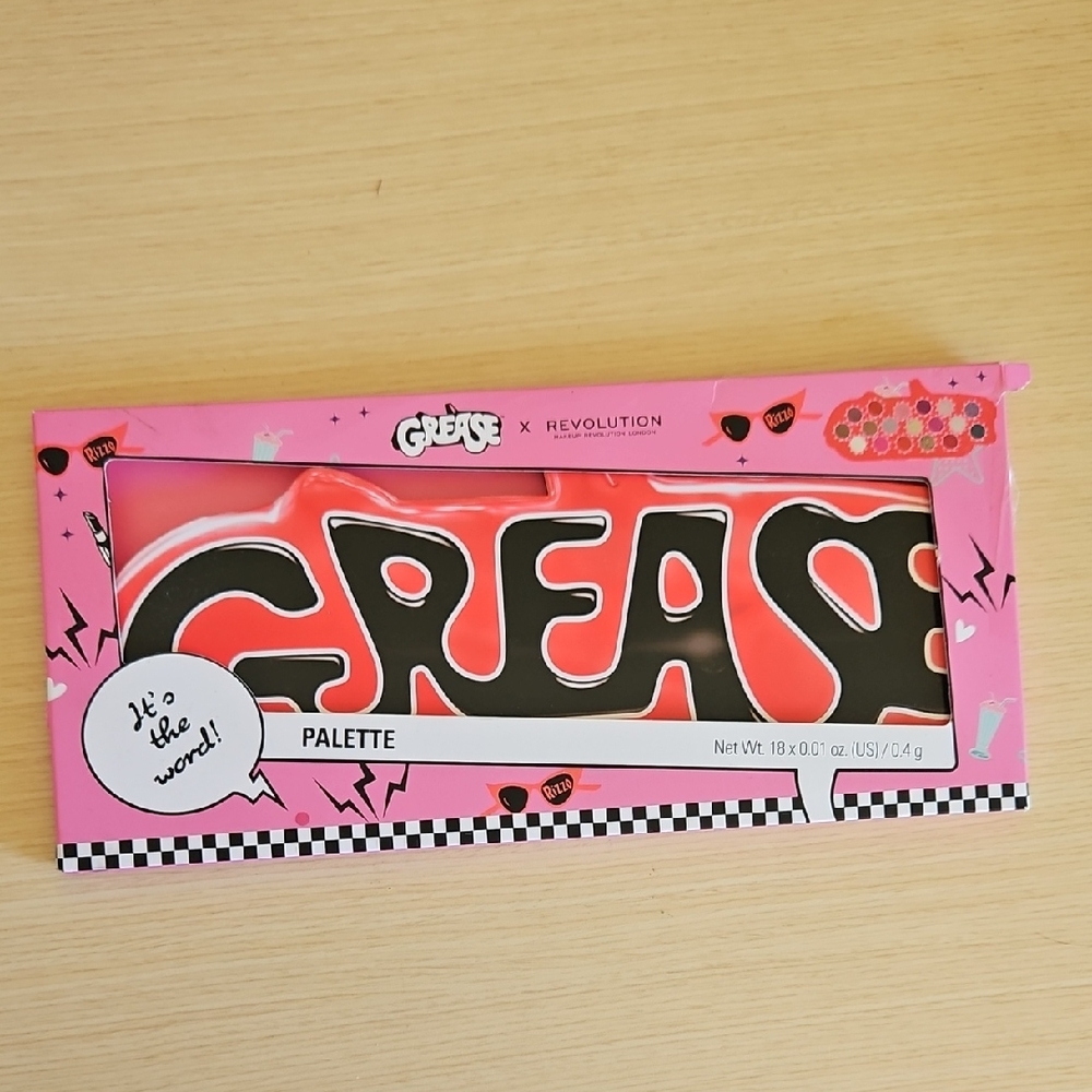 Revolution Grease Palette